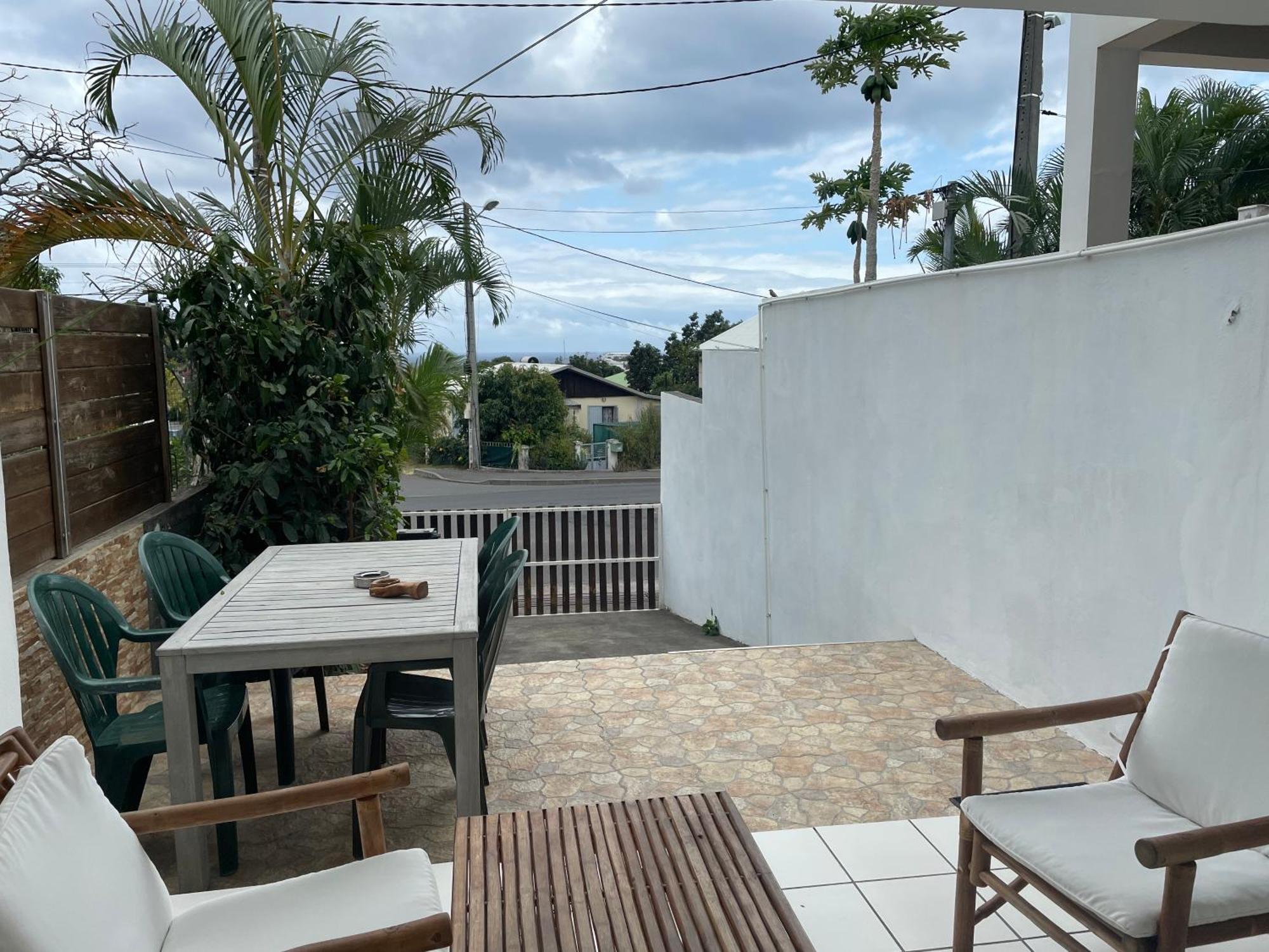 Studio 40M2 Saint Gilles Les Bains Extérieur photo